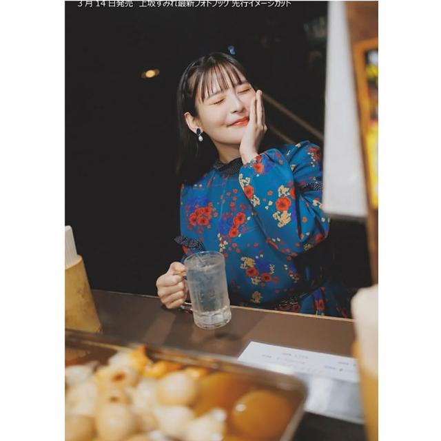 上坂すみれ　壺　チェキ ナチュラルな可愛さが引き立つショットが多数！「卓上 上坂すみれ 4月