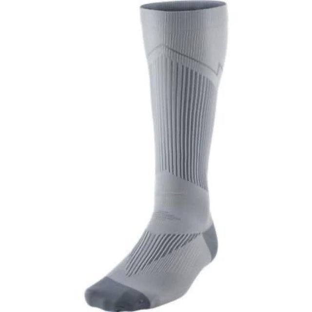 nike elite run compression