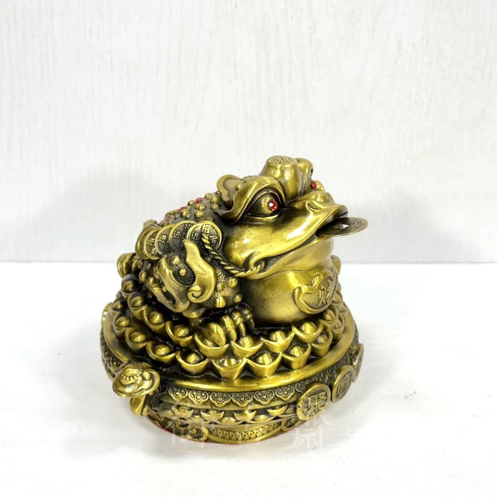 銅製 金蟾 招財進宝 開運 風水 招財 置物 工芸品 装飾品 御古齋】黃銅精雕金蟾招財七星三腳蟾蜍財源廣進招財進寶銅工藝
