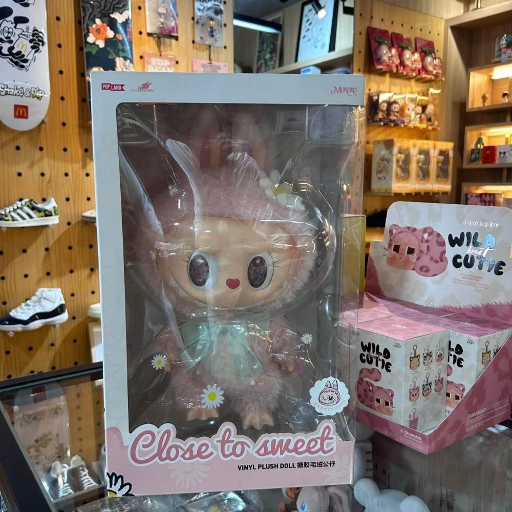 POPMART 限定 MOKOKO CLOSE TOSWEET Pop Mart Labubu Mokoko Close to Sweet Vinyl Plush Doll - US
