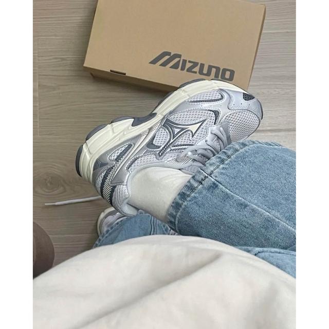 MIZUNO 美津濃】Mizuno Cyclone Speed 2k 慢跑鞋老爹鞋網布異