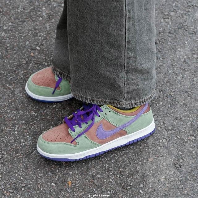 veneer dunks on feet