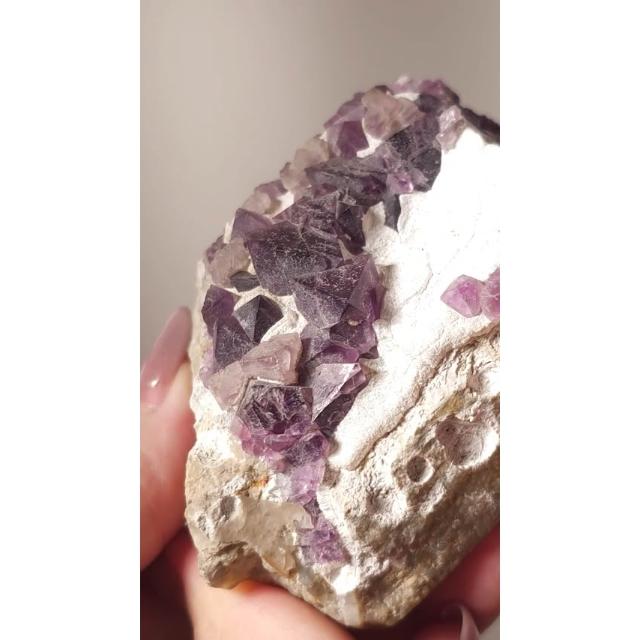 光遇礦石- 浙江八面體紫螢石濃郁紫羅蘭頂輪第7脈輪靈性之輪天然礦石C164