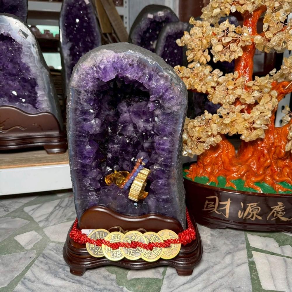 紫水晶洞 巴西紫水晶洞5.9kg 旺事業貴人【吉祥水晶專賣店】