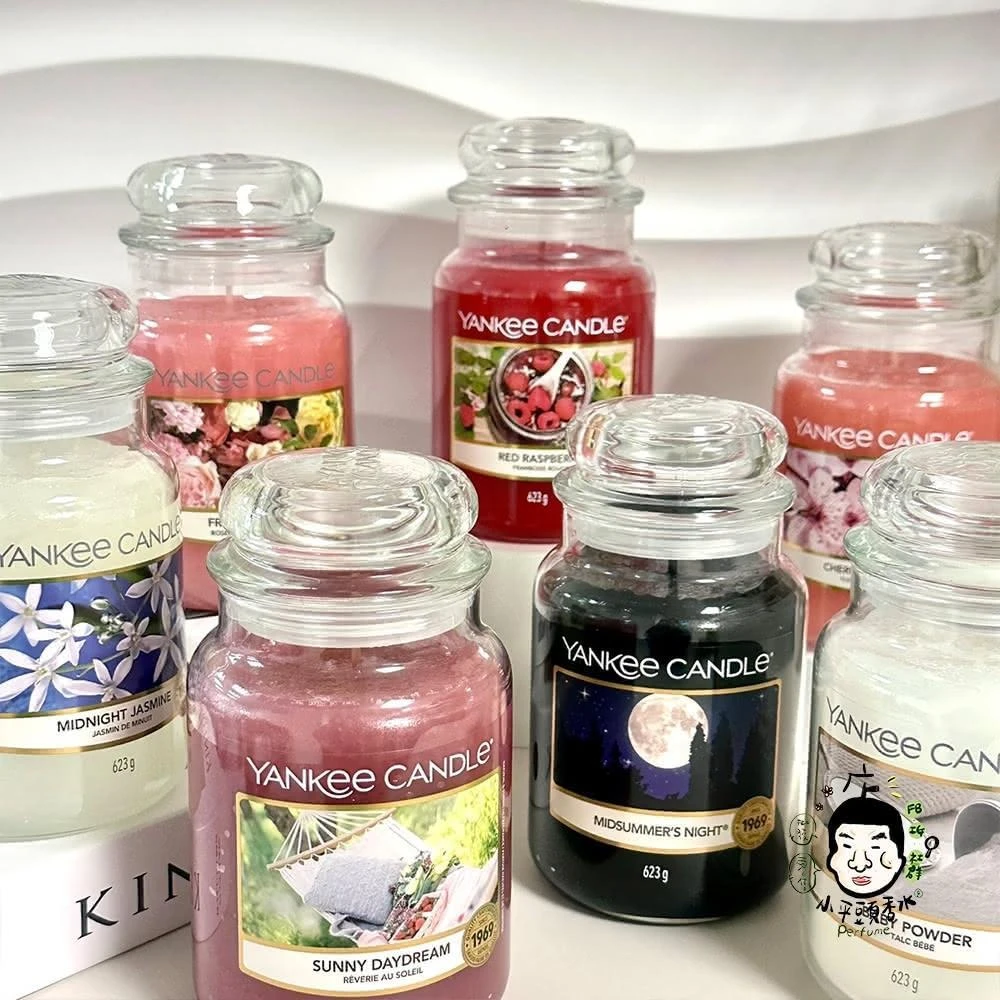 【YANKEE CANDLE】YANKEE CANDLE 香氛蠟燭 623g 仲夏之夜/裁剪玫瑰/夜半茉莉/粉紅櫻花 超商最多3顆《小平頭香水店》