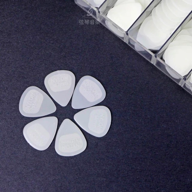 【Jim Dunlop】Dunlop pick 夜光pick NYLON 彈片 尼龍夜光 吉他pick 吉他彈片 撥片 木吉他 446R
