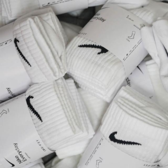 【NIKE 耐吉】NIKE 基本款 小LOGO 刺綉 中筒襪 小腿襪 襪子 長襪 薄款 白 SX7676-100